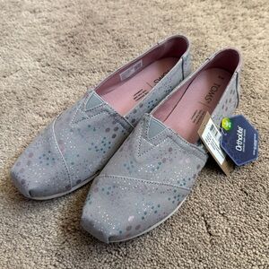 TOM Alpargata Drizzle Grey Superbloom Dot Print Shoes